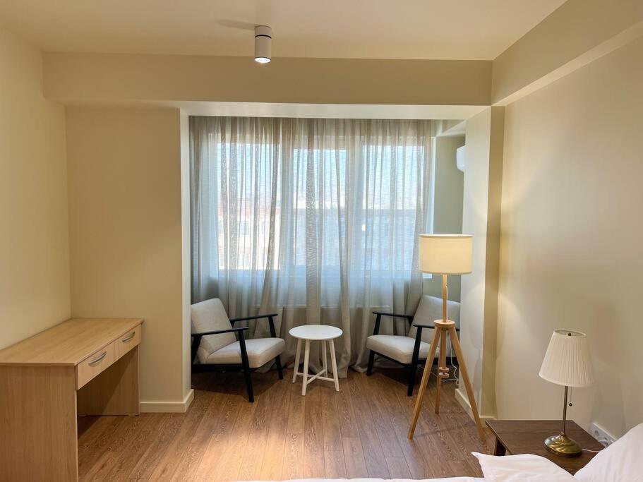 2 Bedroom On Ismail Corner Stefan Cel Mare, New Apartment, Chisinau Center! Ngoại thất bức ảnh